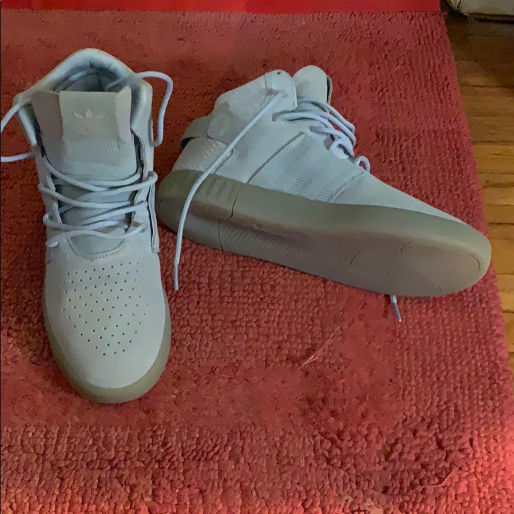 Adidas High top sneakers